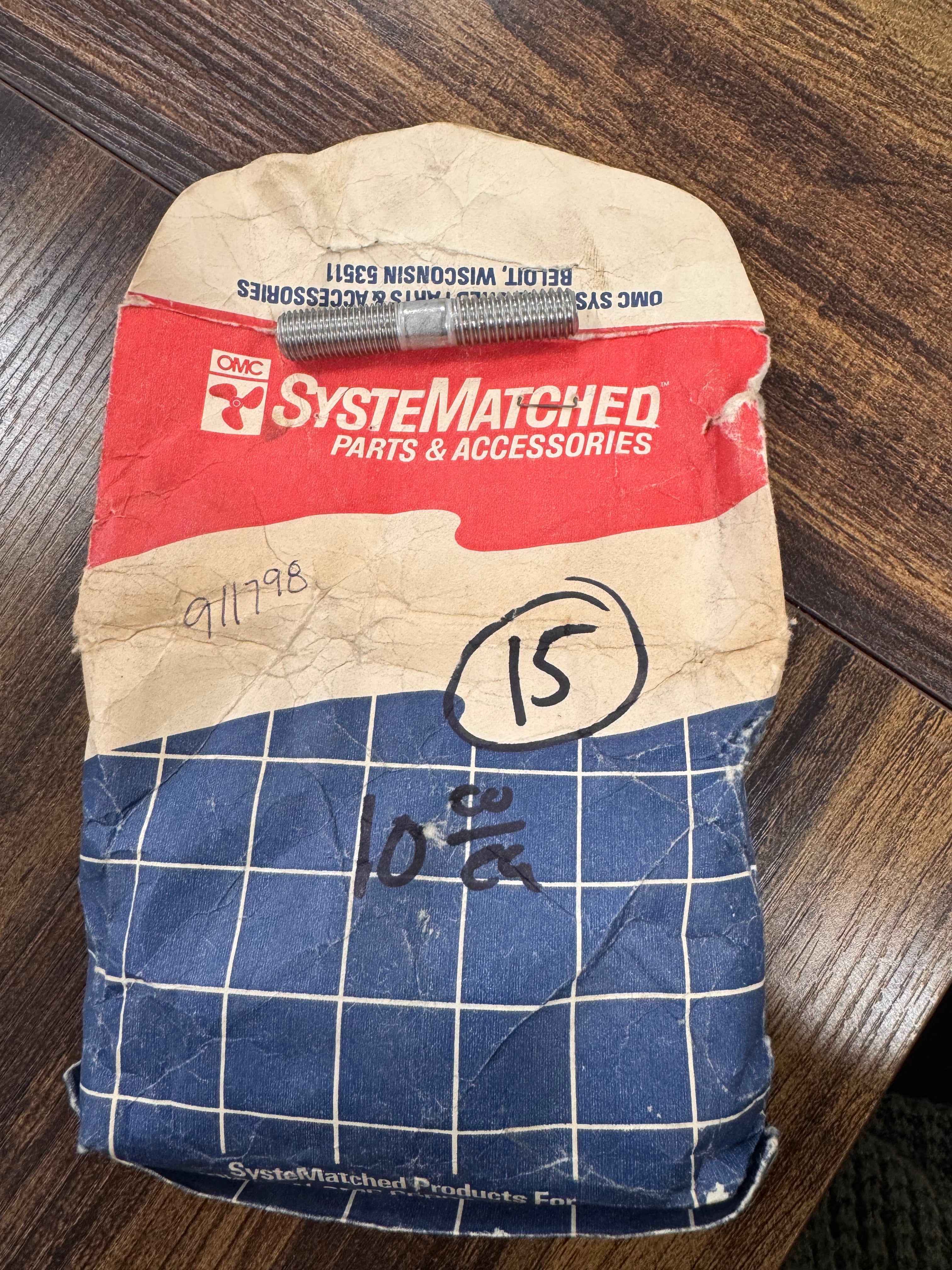 STUD 911798