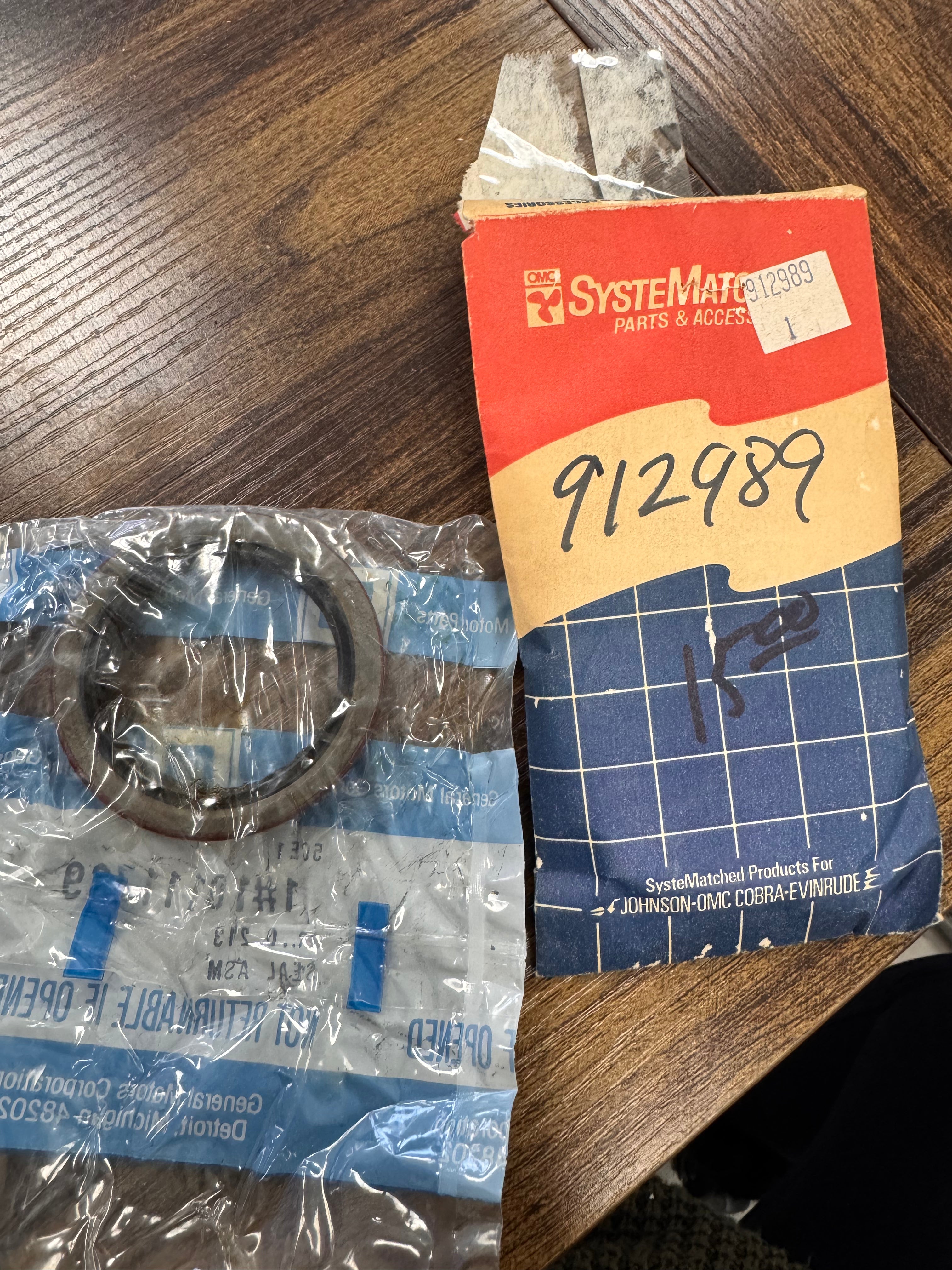 OIL SEAL 912989